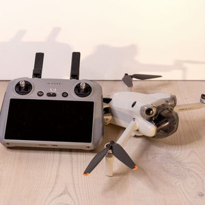 DJI 4 Pro (Original DJI 6 Months Official Garantee)